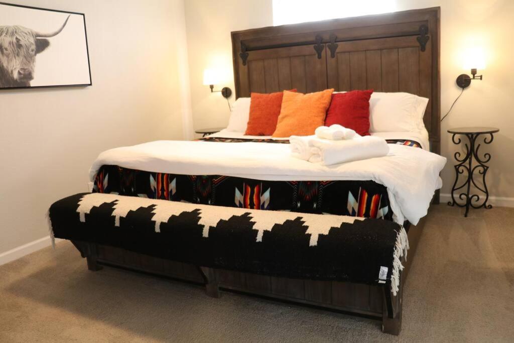 Cowboy Den-Hot Tub-Game Room-Pet Friendly-No Pet Fees! Albuquerque Exteriör bild