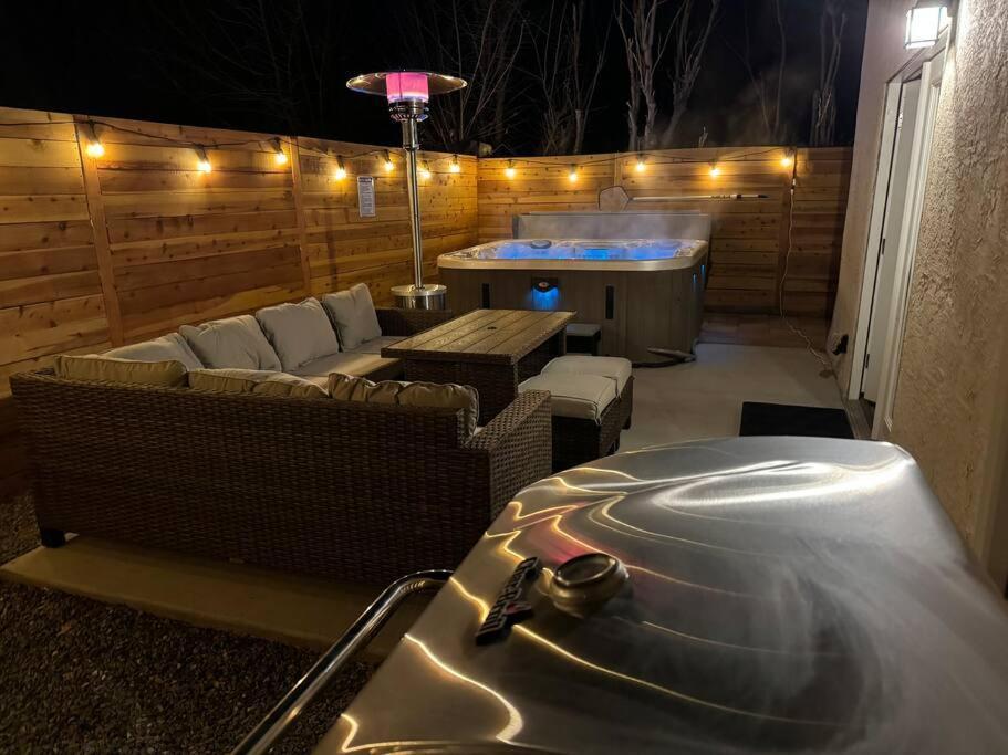 Cowboy Den-Hot Tub-Game Room-Pet Friendly-No Pet Fees! Albuquerque Exteriör bild