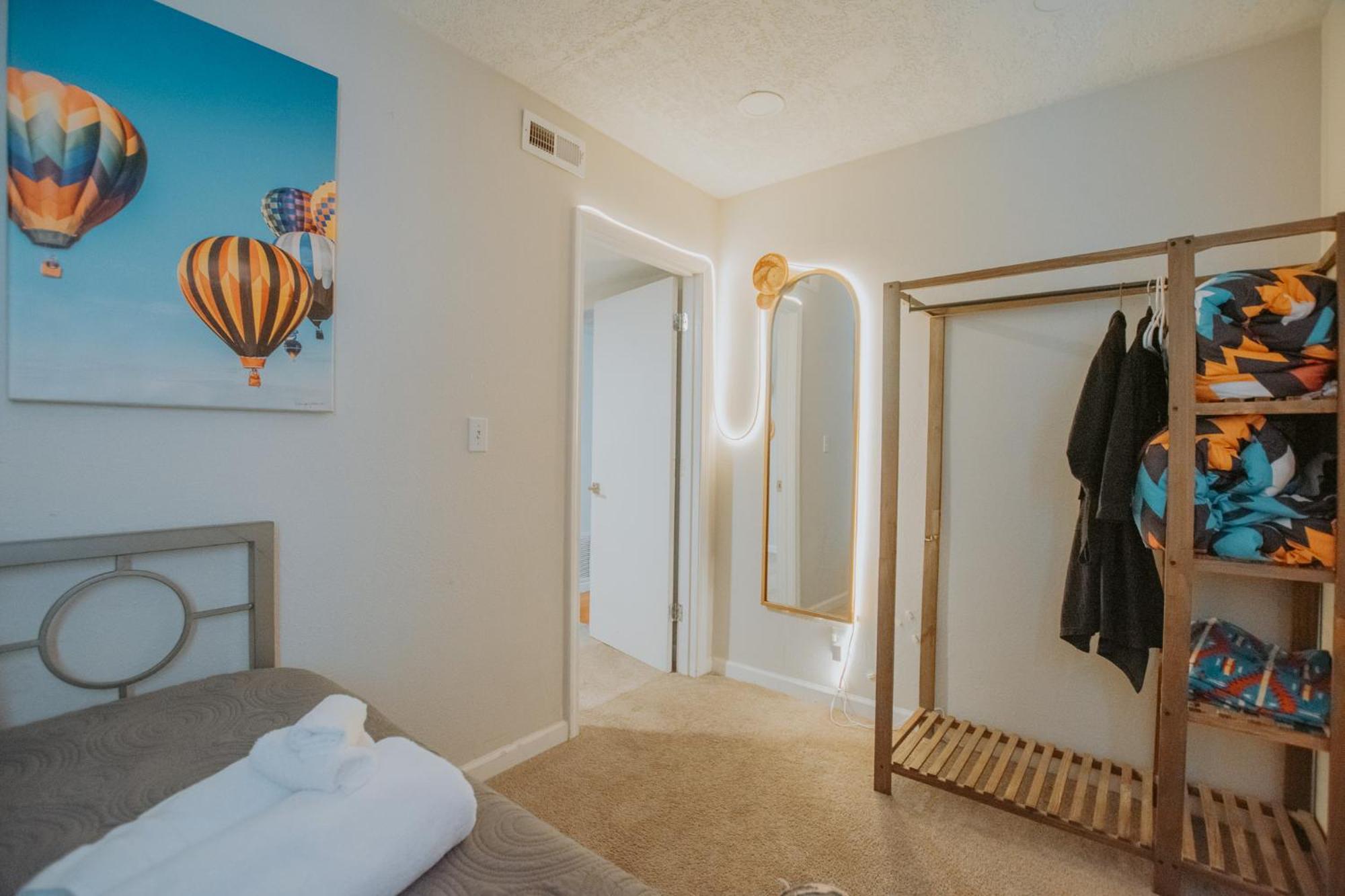 Cowboy Den-Hot Tub-Game Room-Pet Friendly-No Pet Fees! Albuquerque Exteriör bild