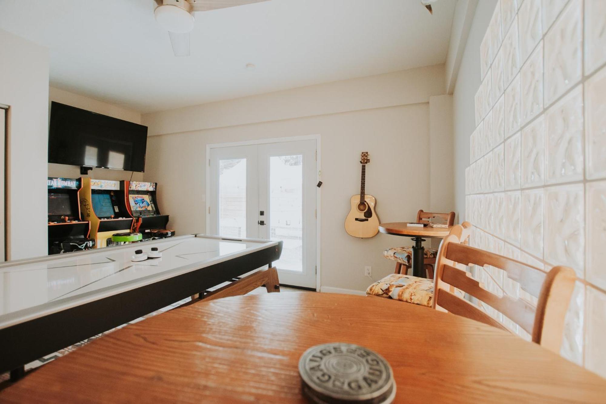 Cowboy Den-Hot Tub-Game Room-Pet Friendly-No Pet Fees! Albuquerque Exteriör bild