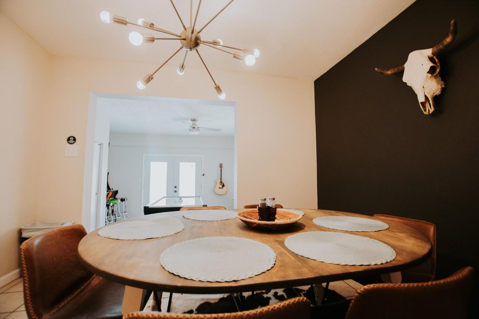 Cowboy Den-Hot Tub-Game Room-Pet Friendly-No Pet Fees! Albuquerque Exteriör bild